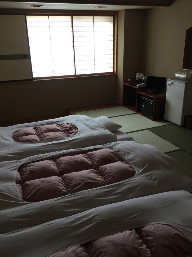 Utsunomiya Inter Resort Hotel & Golf Tsuru Country Club ภายนอก รูปภาพ